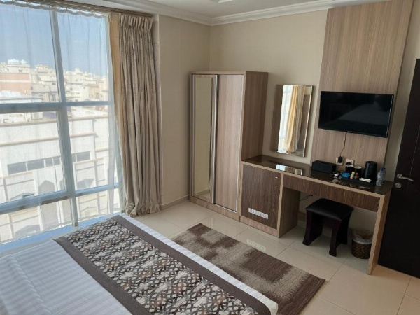 PRIMOTEL Suites As Salamah image 14
