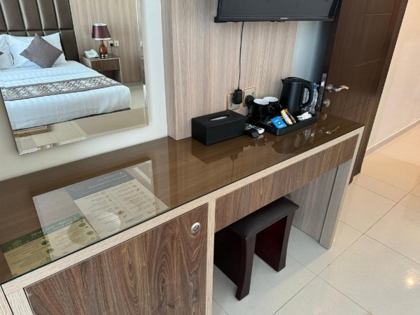 PRIMOTEL Suites As Salamah image 15