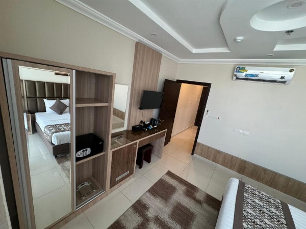 PRIMOTEL Suites As Salamah image 41